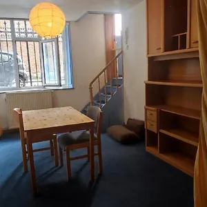 European District Apartamento