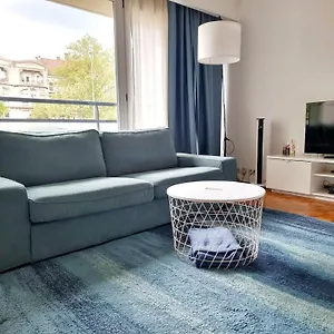 Florya Woluwe Apartamento